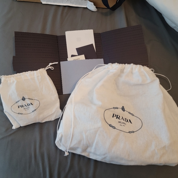 Prada Vitello Daino Soft Camera Bag - Picture 10 of 15